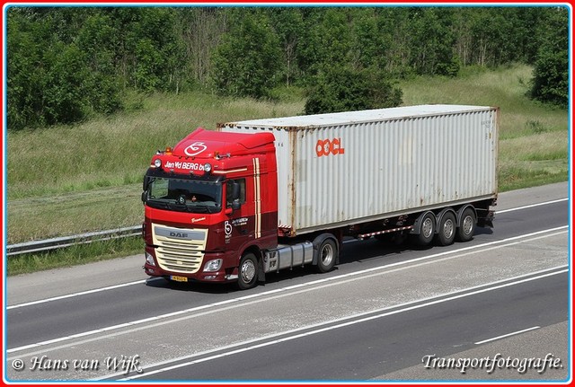 14-BGG-6-BorderMaker Container Trucks