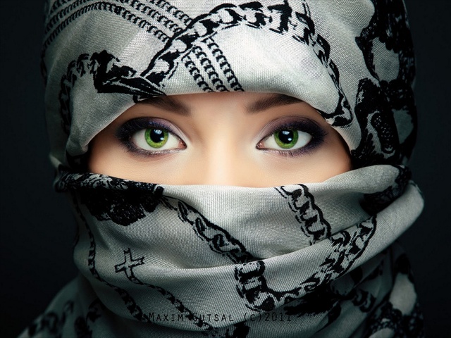 Most-Beautiful-Arab-Girl-Eyes http://www.dermayouth.org/beard-czar-review