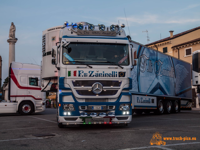 P9021816 TRUCK LOOK 2016, Zevio (VN) powered by www.truck-pics.eu