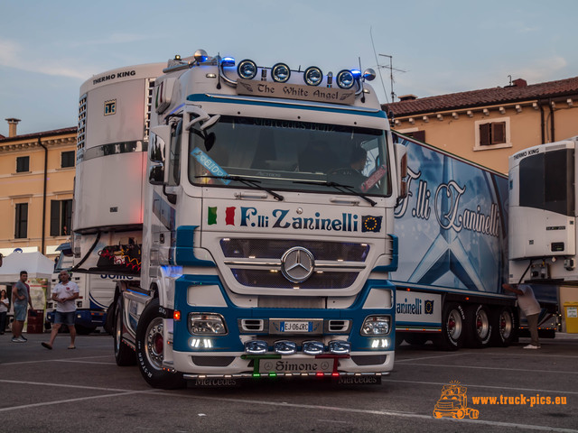 P9021817 TRUCK LOOK 2016, Zevio (VN) powered by www.truck-pics.eu