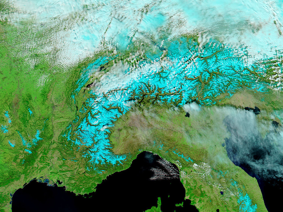 AERONET Ispra.2009082.aqua.721.1km - 