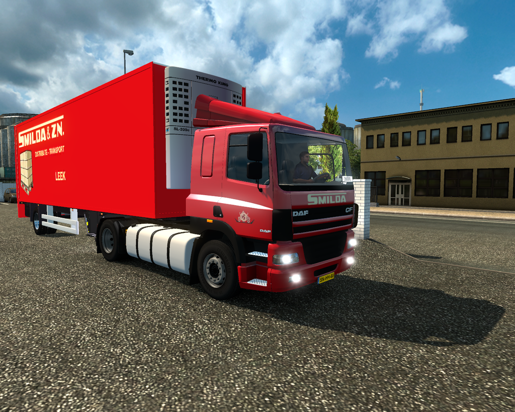 ets2 Daf CF85 lowcab 4x2 + City trailer Smilda & Z - prive skin ets2