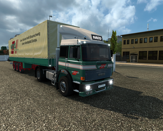 ets2 Iveco Turbo 4x2 + 3as Planetrailer Wandt Sped prive skin ets2