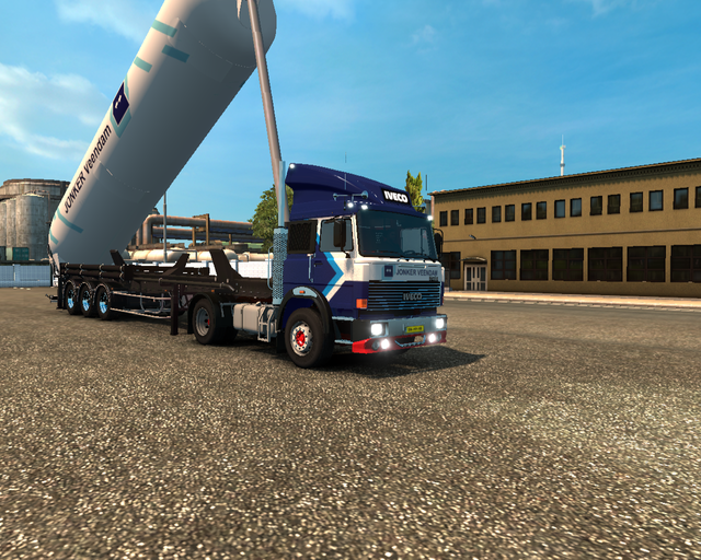 ets2 Iveco Turbostar 190-38 4x2 + Silo trailer Jon prive skin ets2