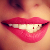 white-teeth-flirty-girl-bit... - http://www.muscle4power