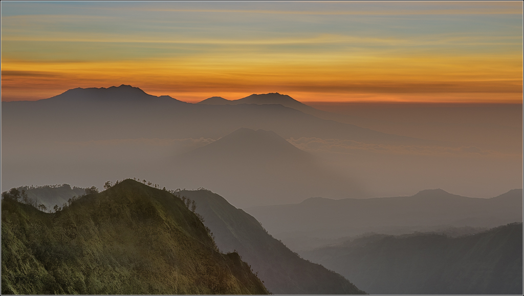  DSC4580 Sunrise near Bromo - 