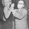 At El Morocco in 1955, Trum... - Andy-Warhol ( Gold Thinker)...
