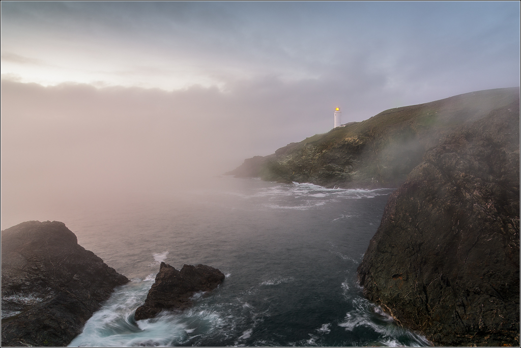  DSC3452 Seamist around Trevose Lighthouse up - 