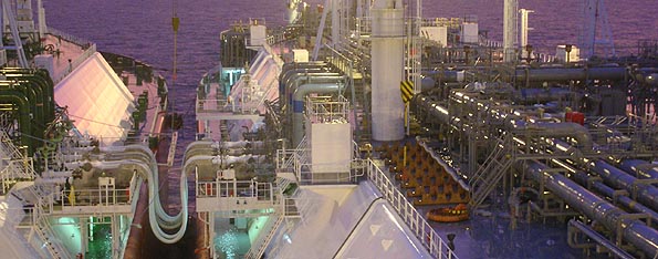 KLAW-LNG-ship-transfer Picture Box