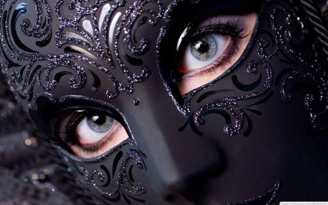 Venetian Masquerade Masks Picture Box
