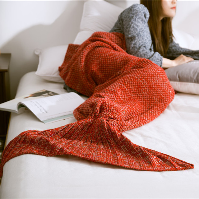 222222222-1 mermaid tail blanket