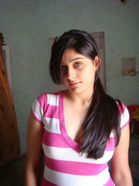 Beautiful and Cool Girl in  Jalandhar University's http://www.oralhealthplus.com/pure-vitamen/