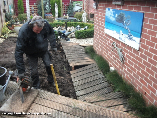 Tuin - Vijver en terras weg 09-02-17 (48) Gazon en de voorbereidingen 09+10+13+14-02-17