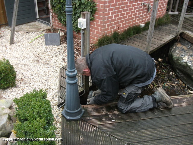 Tuin - Vijver en terras weg 09-02-17 (09) Gazon en de voorbereidingen 09+10+13+14-02-17