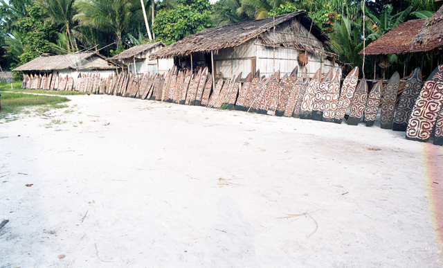 Papua-Asmat-2004-1-029 Dordrecht