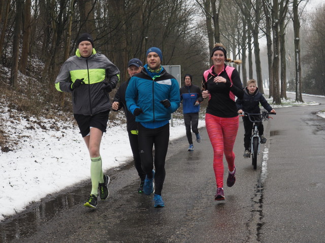 P2120103 Alpe d'Huzes Brielse brugloop 12-2-2017