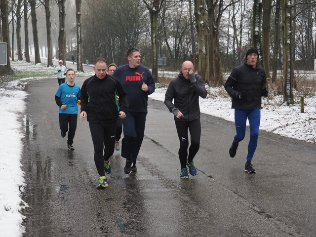 P2120113 Alpe d'Huzes Brielse brugloop 12-2-2017