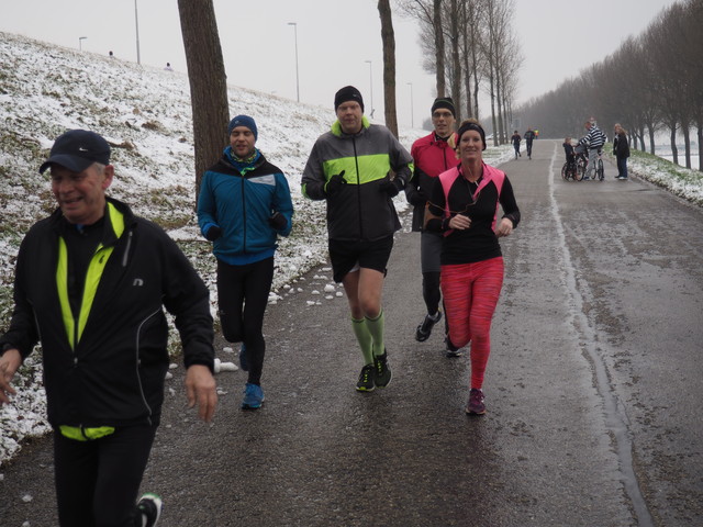 P2120162 Alpe d'Huzes Brielse brugloop 12-2-2017