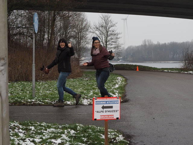 P2120211 Alpe d'Huzes Brielse brugloop 12-2-2017