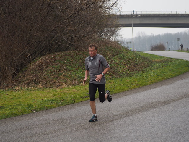 P2120247 Alpe d'Huzes Brielse brugloop 12-2-2017