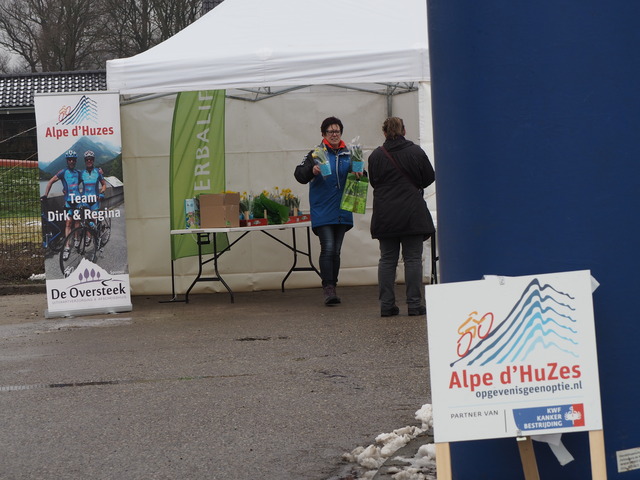 P2120296 Alpe d'Huzes Brielse brugloop 12-2-2017