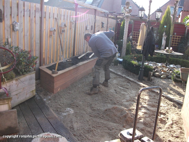 Tuin - Karwei afmaken 14-02-17 (30) Gazon en de voorbereidingen 09+10+13+14-02-17