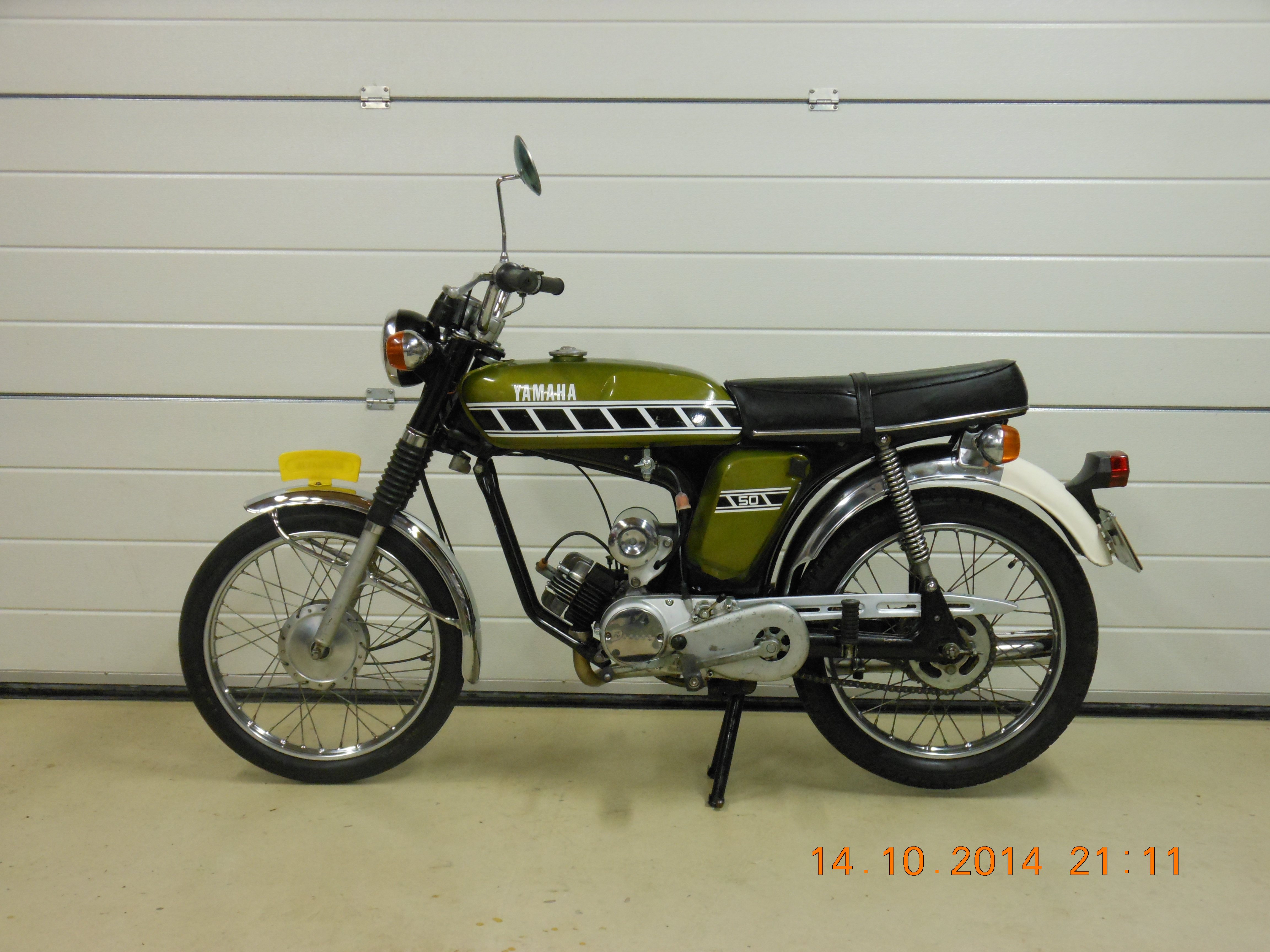 Yamaha's 14-10-2014 001 1976 Kenny Roberts Ivy Green Photo album