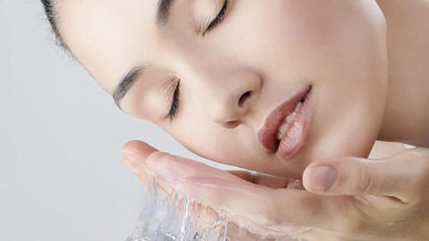 201509-omag-water-skincare-... - Anonymous