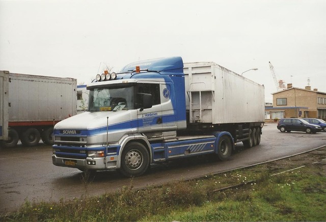 BF-ZX-66 Scania 4 serie