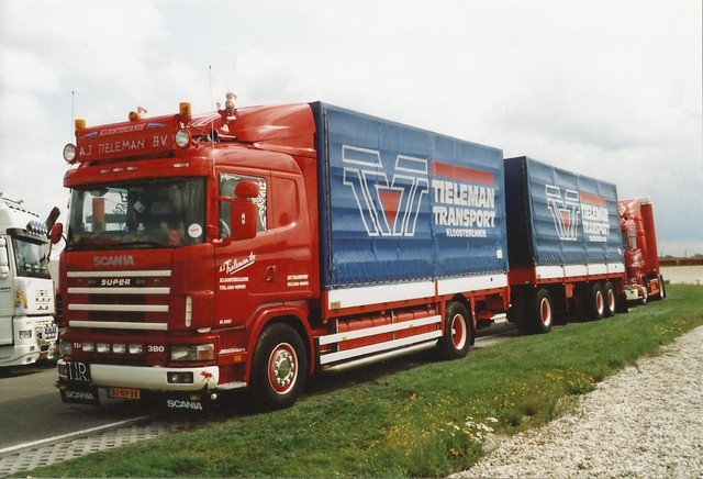 BJ-NH-28 Scania 4 serie