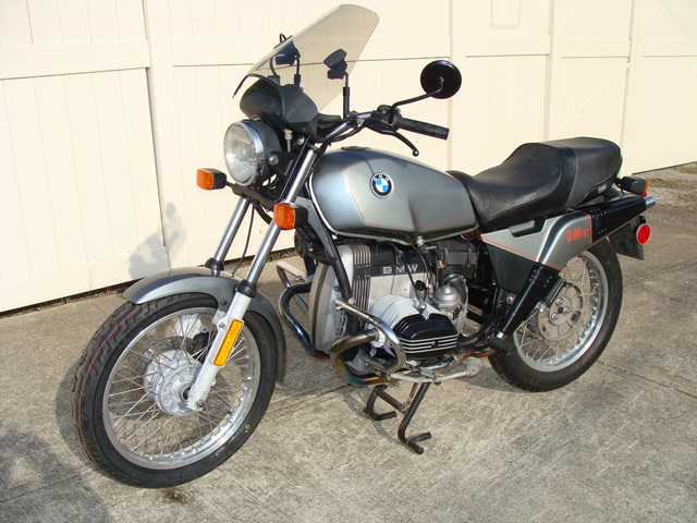 6207546 '83 R80ST, Grey (1) 6207546 ’83 R80ST, GREY. Major 10K Factory Service, New Tires & Battery. Only 20,500 Miles