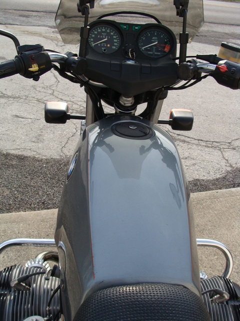 6207546 '83 R80ST, Grey (28) 6207546 ’83 R80ST, GREY. Major 10K Factory Service, New Tires & Battery. Only 20,500 Miles