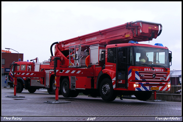 08-04-09 055-border Brandweer 
