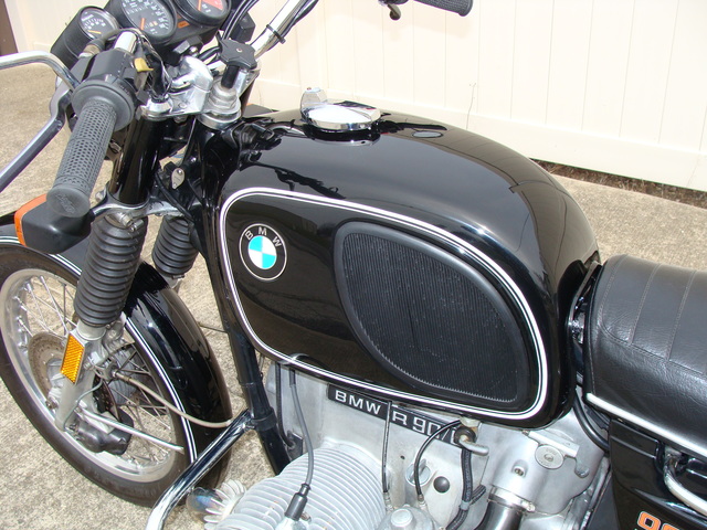 4970271 w-Accessories (7) 4970271 1976 BMW R90-6 Sold, + most Accessories