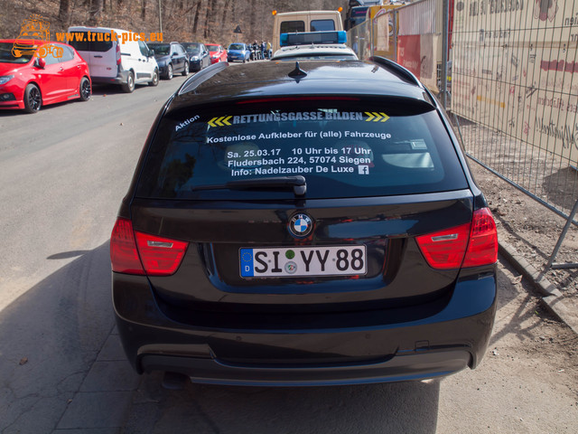 Aktion -Rettungsgasse bilden--18 Aktion "Rettungsgasse bilden" powered by STEINER Transporte, Siegen und www.nadelzauberdeluxe.de