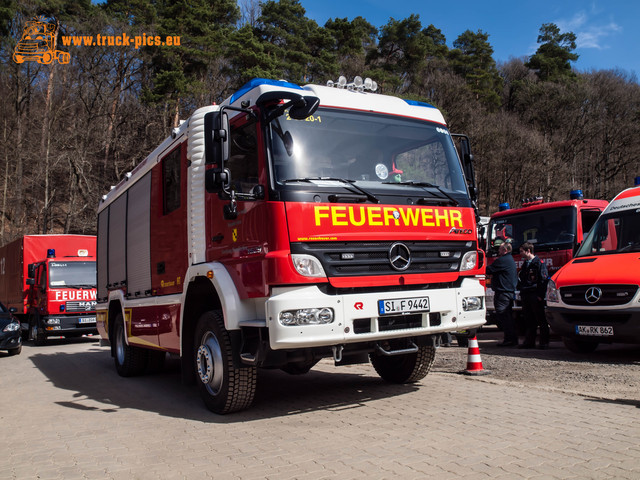 Aktion -Rettungsgasse bilden--78 Aktion "Rettungsgasse bilden" powered by STEINER Transporte, Siegen und www.nadelzauberdeluxe.de