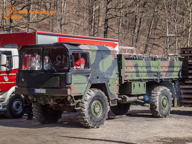 Aktion -Rettungsgasse bilden--112 Aktion "Rettungsgasse bilden" powered by STEINER Transporte, Siegen und www.nadelzauberdeluxe.de