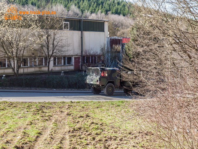 Aktion -Rettungsgasse bilden--116 Aktion "Rettungsgasse bilden" powered by STEINER Transporte, Siegen und www.nadelzauberdeluxe.de