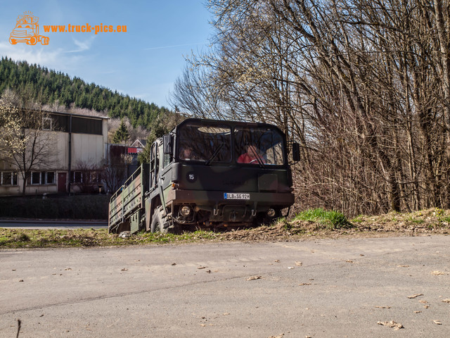 Aktion -Rettungsgasse bilden--120 Aktion "Rettungsgasse bilden" powered by STEINER Transporte, Siegen und www.nadelzauberdeluxe.de