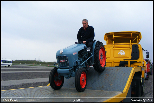 09-04-09 106-border Oldtimer beurs TT-Hall - Assen