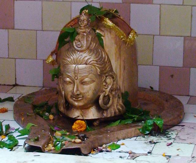 Lord-Shiva-Lingam LoVe vAsHiKaRaN SpEcIaLiSt BaBa ji +91-9587549251