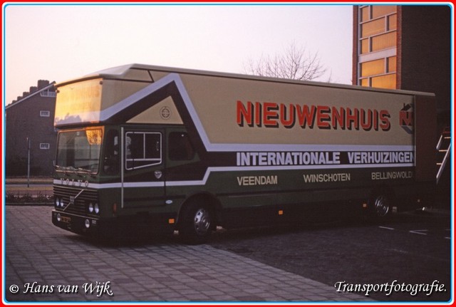 54-TB-57  A-BorderMaker Verhuiswagen