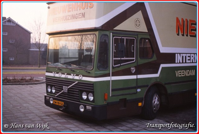 54-TB-57  B-BorderMaker Verhuiswagen