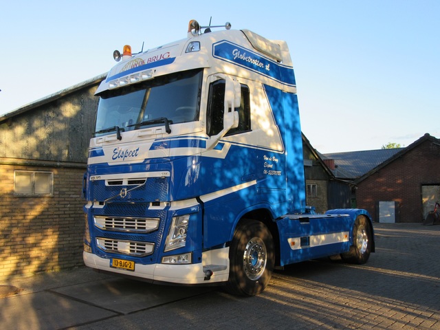 13-BJG-2 Volvo FH Serie 4