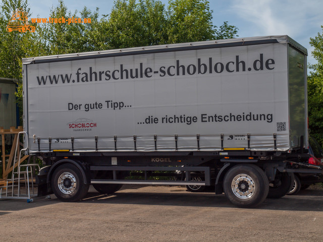 Fahrschule Schobloch, Achims 50er-75 Fahrschule Schobloch, Achims50er, powered by www.truck-pics.eu