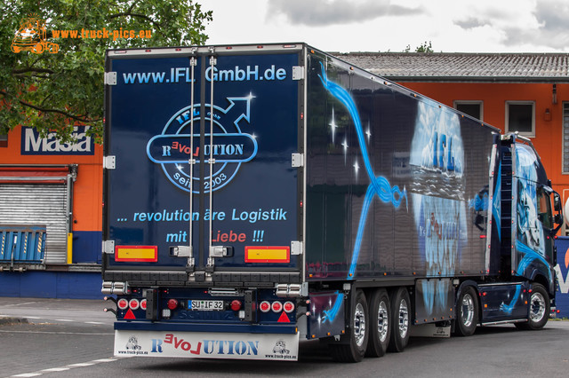 IFL Volvo, Night Fighter-47 Der VOLVO "Night Fighter" der Firma IFL in KÃ¶ln powered by www.truck-pics.eu