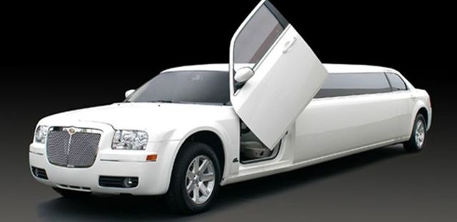 chrysler 30 limo 1 Picture Box