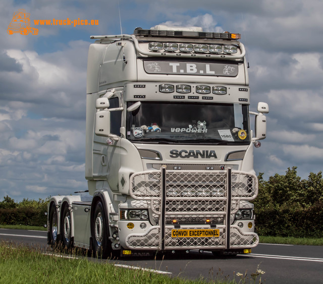 www.truck-pics.eu #NogHarderLopik #salmsteke-126 Nog Harder Lopik 2017 #salmsteke powered by www.truck-pics.eu