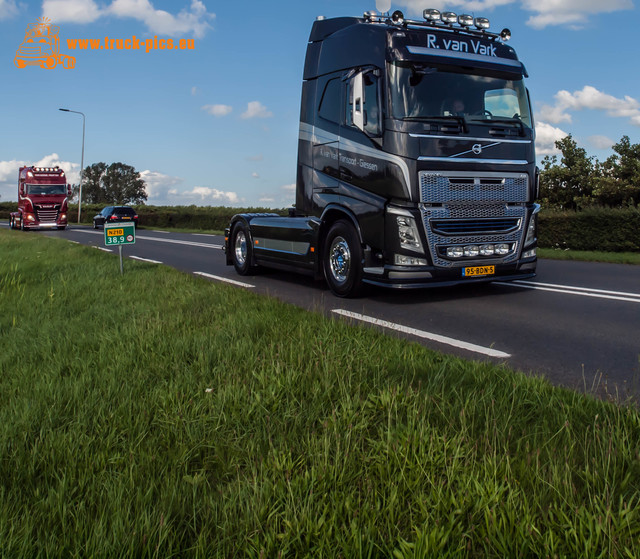 www.truck-pics.eu #NogHarderLopik #salmsteke-149 Nog Harder Lopik 2017 #salmsteke powered by www.truck-pics.eu