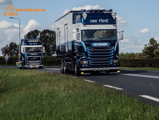 www.truck-pics.eu #NogHarderLopik #salmsteke-192 Nog Harder Lopik 2017 #salmsteke powered by www.truck-pics.eu